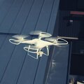 ウチノ板金、ドローン屋根点検サービス開始