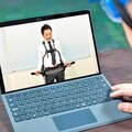 ユーピーアール、4月20日は腰痛ゼロの日　オンライン体験会でアシストスーツを試着​