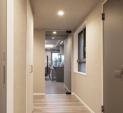 明和地所、LIXILとコラボ物件完成、建具「GS」初採用