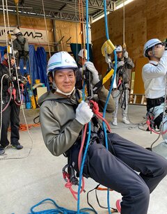 4U、座学・実技で基礎知識を学ぶ「ロープアクセスラボ」をオープン