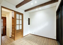 エンラージ、25歳社員が自宅を設計　内装にこだわり業務に活かす