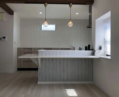 Reくらす、住設交換から高額リノベに転換で前年比売上66％増