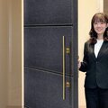 神谷コーポレーション湘南、デニム生地の室内ドア展示　岡山の無人ショールームに