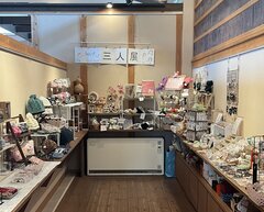 大河内工務店、カフェ兼ギャラリー、カルチャースクールで地域コミュニティを形成