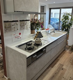 室蘭に水回りショールーム開設、水回り設備9台を展示