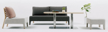 オリジナルの家具も展開