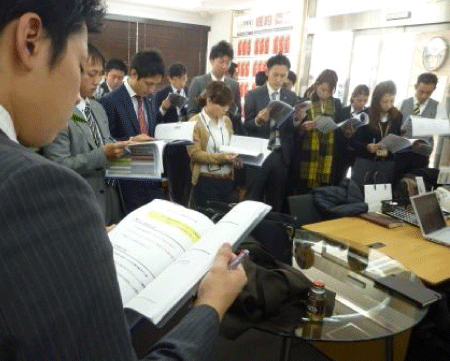 採用プロジェクト会議の様子