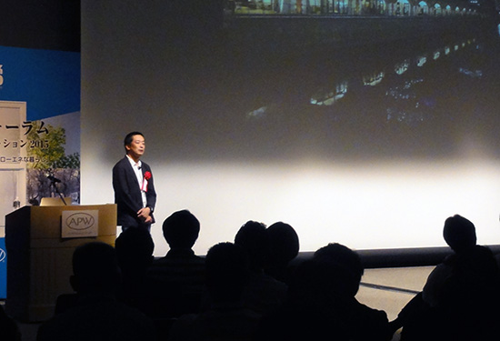 横浜会場での竹内氏によるセミナーの様子