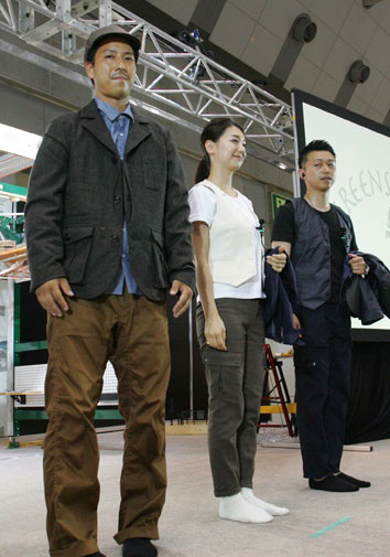 1225_3fasion4.jpg