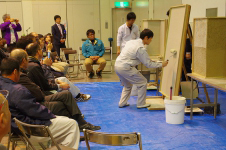高千穂シラス　施工実演で紹介