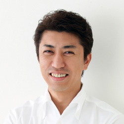 サンプロ　青柳社長